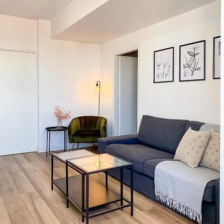 Apartment Phaedrus Living: Ourania Heights Flat *