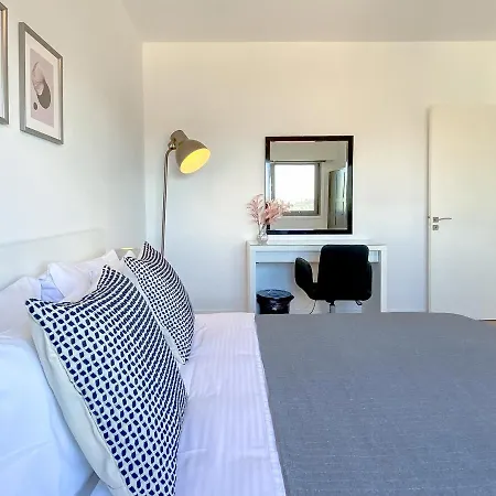Phaedrus Living: Ourania Heights Flat Апартаменты Лимасол